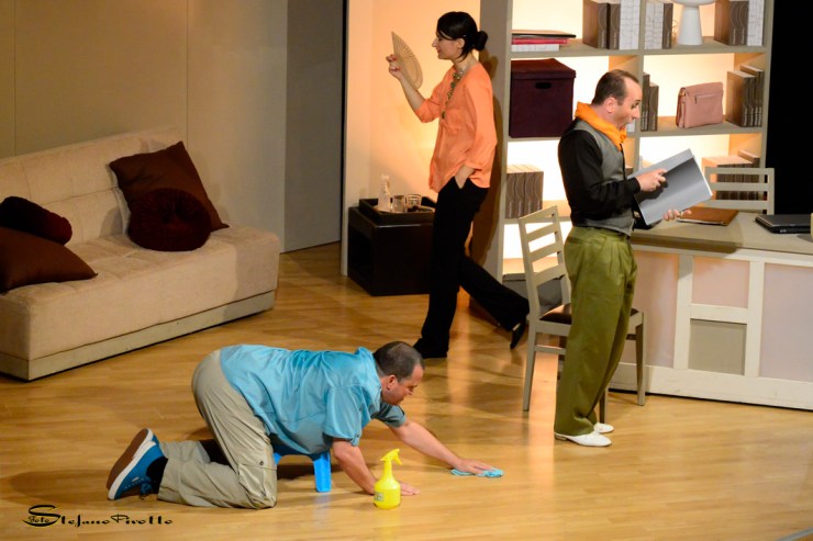 di scena ex marito in busta paga (2)