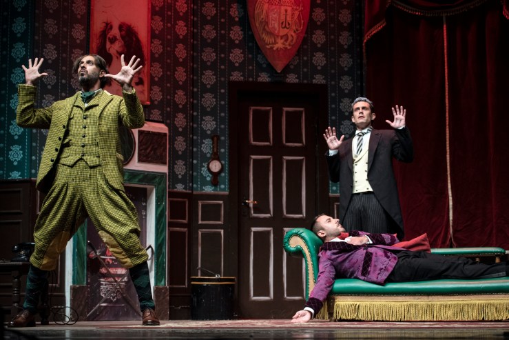 che disastro di commedia 1423.jpg