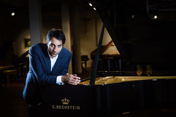 Saleem-Ashkar-x web_ph-Luidmila-Jermies-01-1-1600x1068